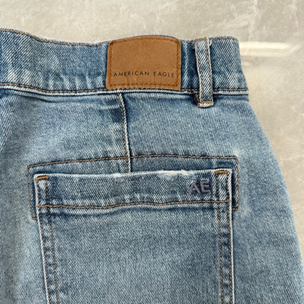 Women’s American Eagle Highest Rise 90s Boyfriend Jean Shorts Raw Hem Size 6 - Picture 9 of 15